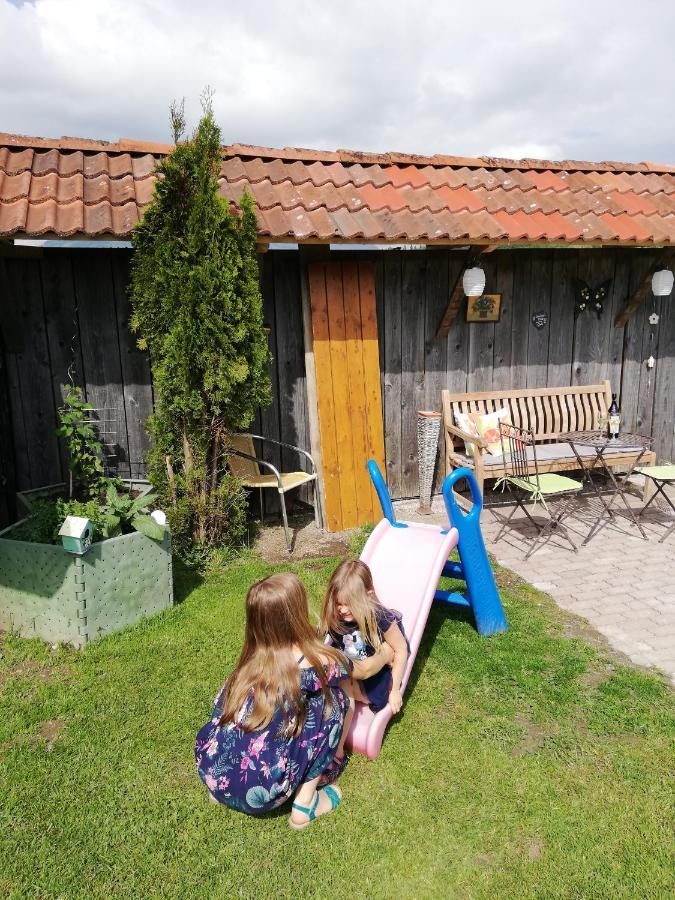 Piccolo Apartment Ebbs Exteriör bild